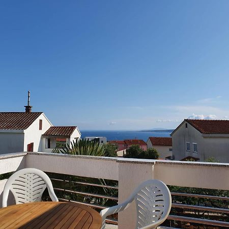 Apartment With Terace And Sea View Marica كرك المظهر الخارجي الصورة