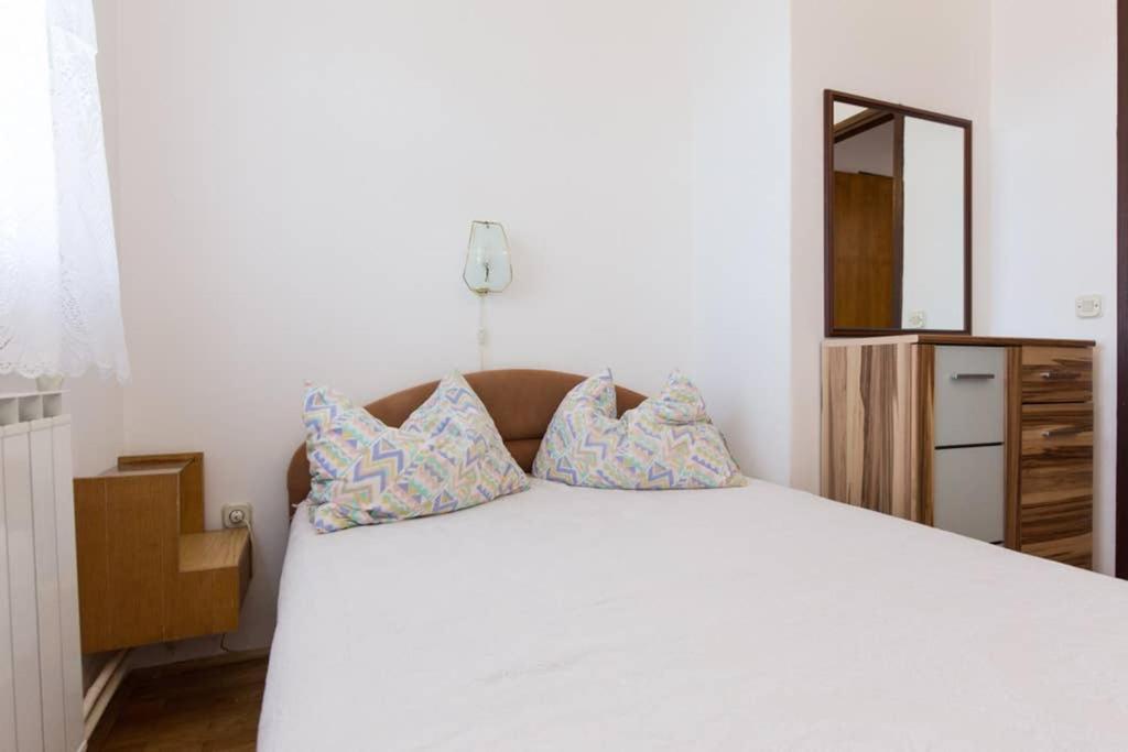Apartment With Terace And Sea View Marica كرك المظهر الخارجي الصورة